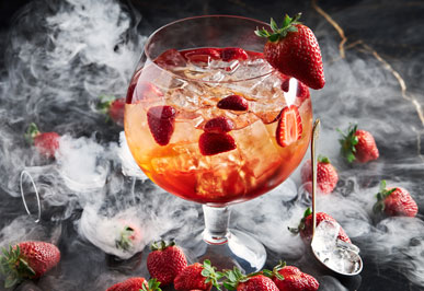 Апероль шприц клубничный