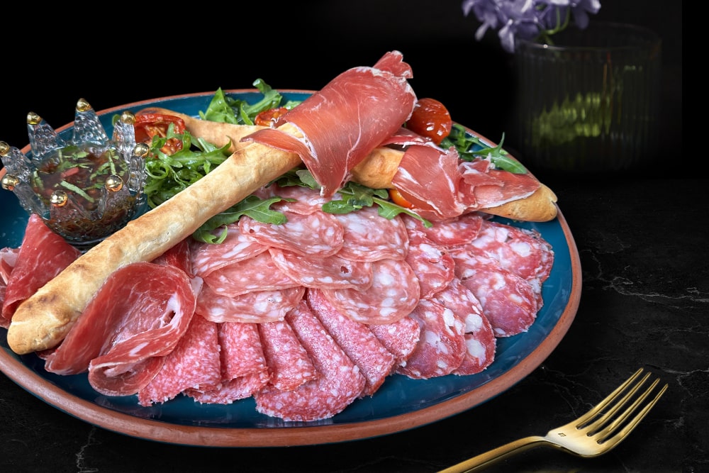 Колбасная нарезка