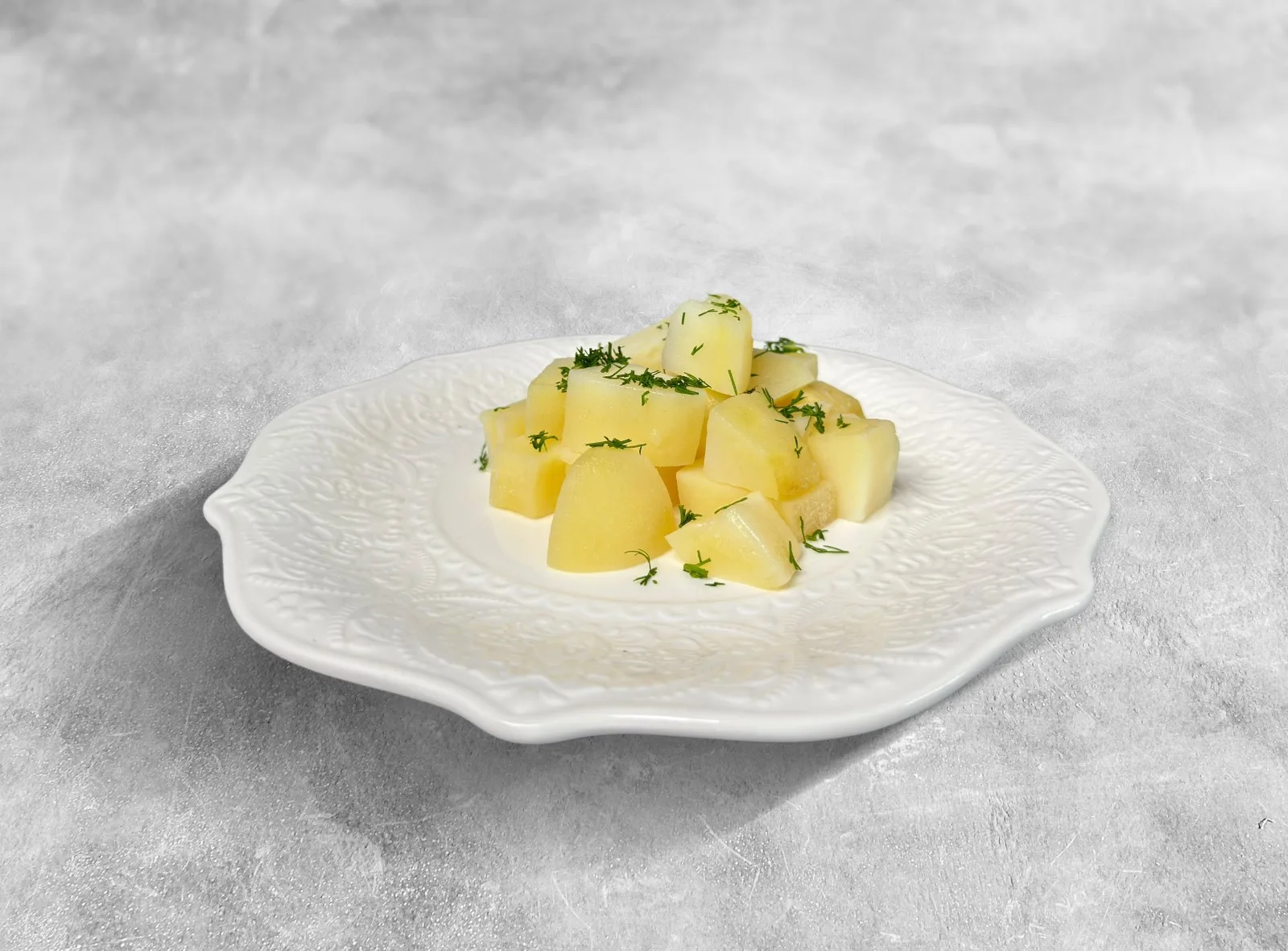Отварной  домашний картофель
