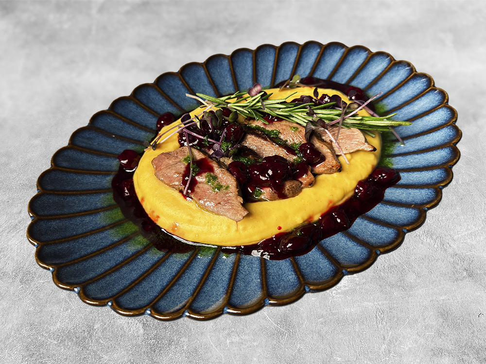 Утиная грудка с тыквенным пюре